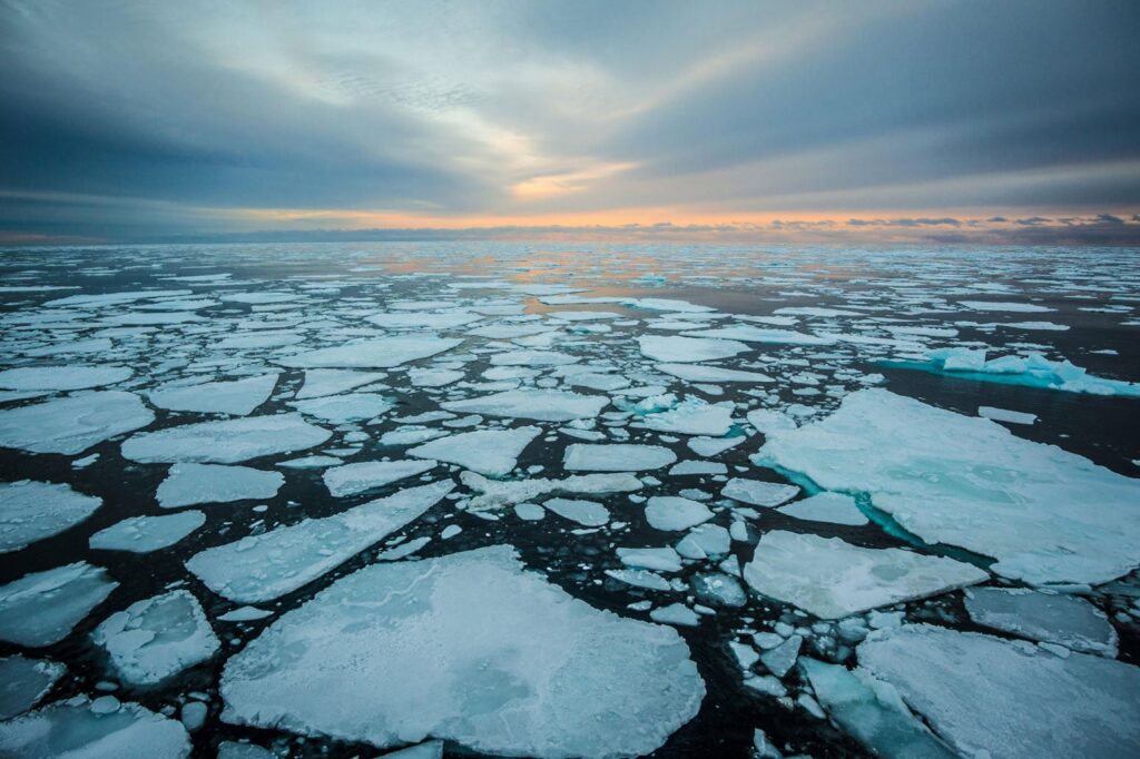 تغییر آب و هوایی - یخ های قطبی